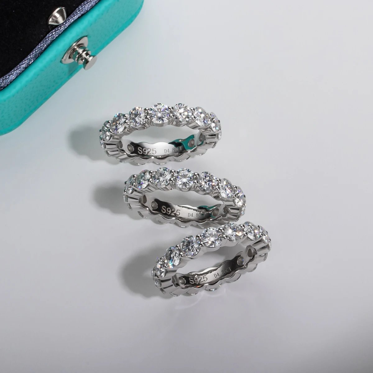 AnuJewel 4mm Moissanite Wedding Band Ring