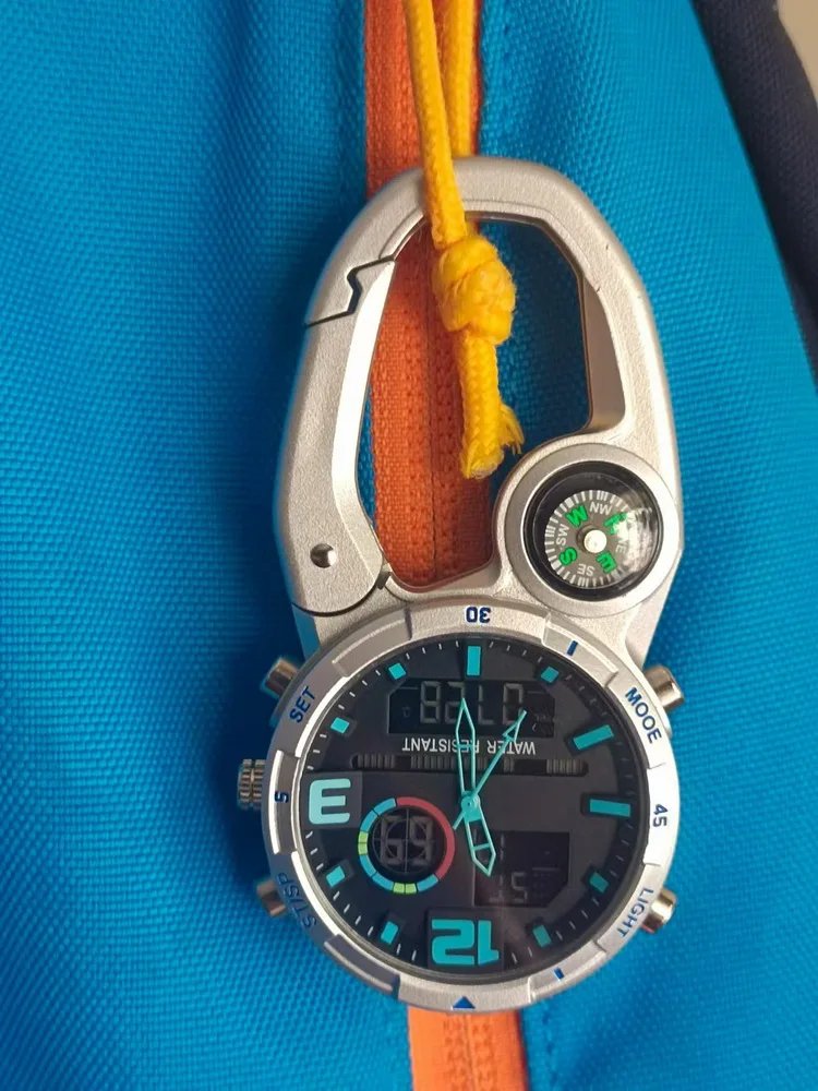 Unisex Backpackers Climbing Watch with Carabiner Hook Analog Quartz Pocket Watch for Men Women Mountaineering Outdoor Sports