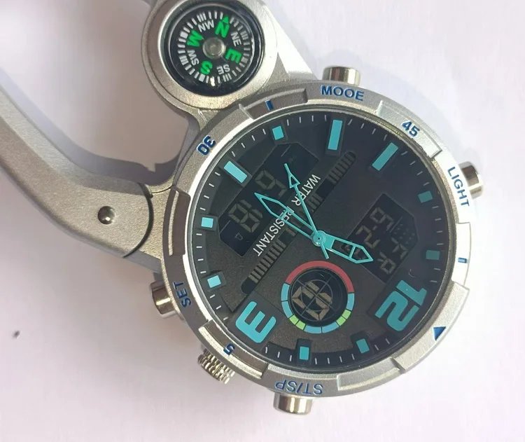 Unisex Backpackers Climbing Watch with Carabiner Hook Analog Quartz Pocket Watch for Men Women Mountaineering Outdoor Sports