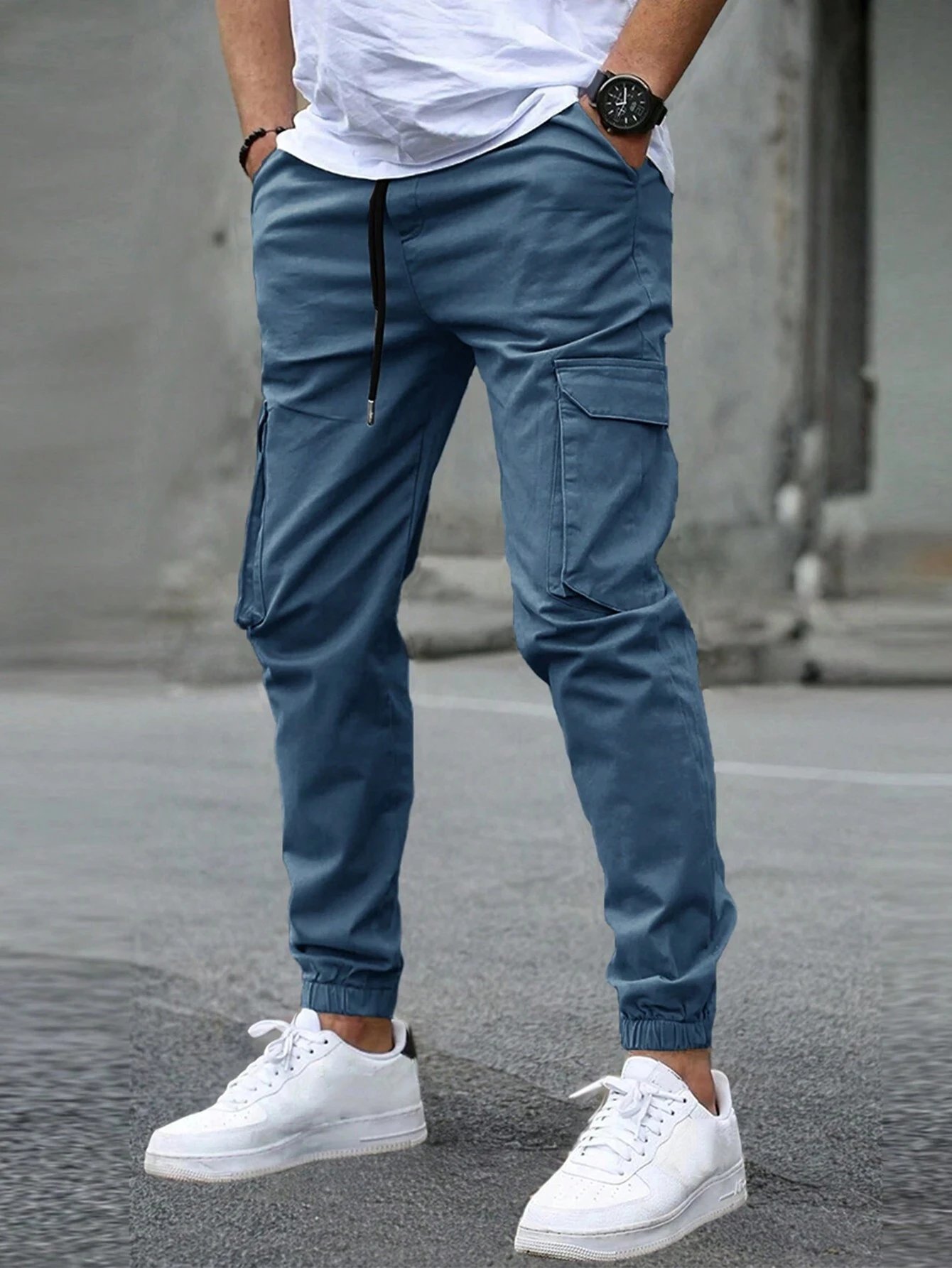 Men's Slim Fit Elastic Waist Cargo Pants Multi-Pockets Cuffed Hem Comfortable for Casual Outdoor Wear