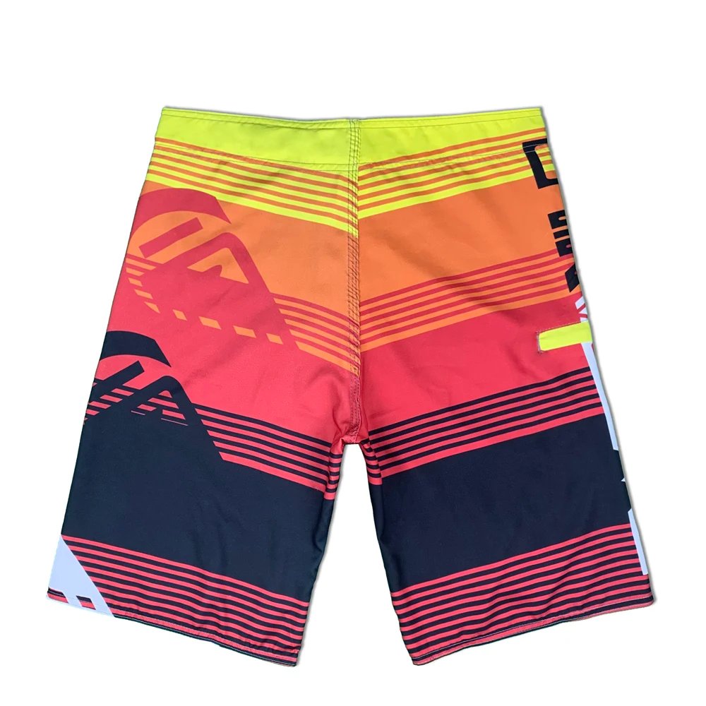 New Summer men's shorts casual breathable jogging fitness pants men loose printed board shorts surf beach pants swimming trunks
