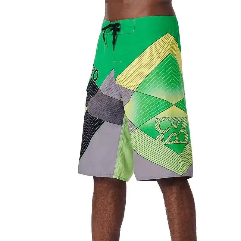 New Summer men's shorts casual breathable jogging fitness pants men loose printed board shorts surf beach pants swimming trunks