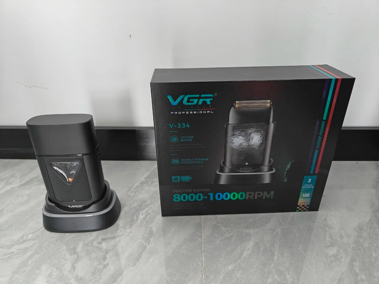 VGR Beard Trimmer Professional Shaver 9000 RPM Razor High Power Shaver Charging Base Shaver Electric Beard Trimmer Men V-334