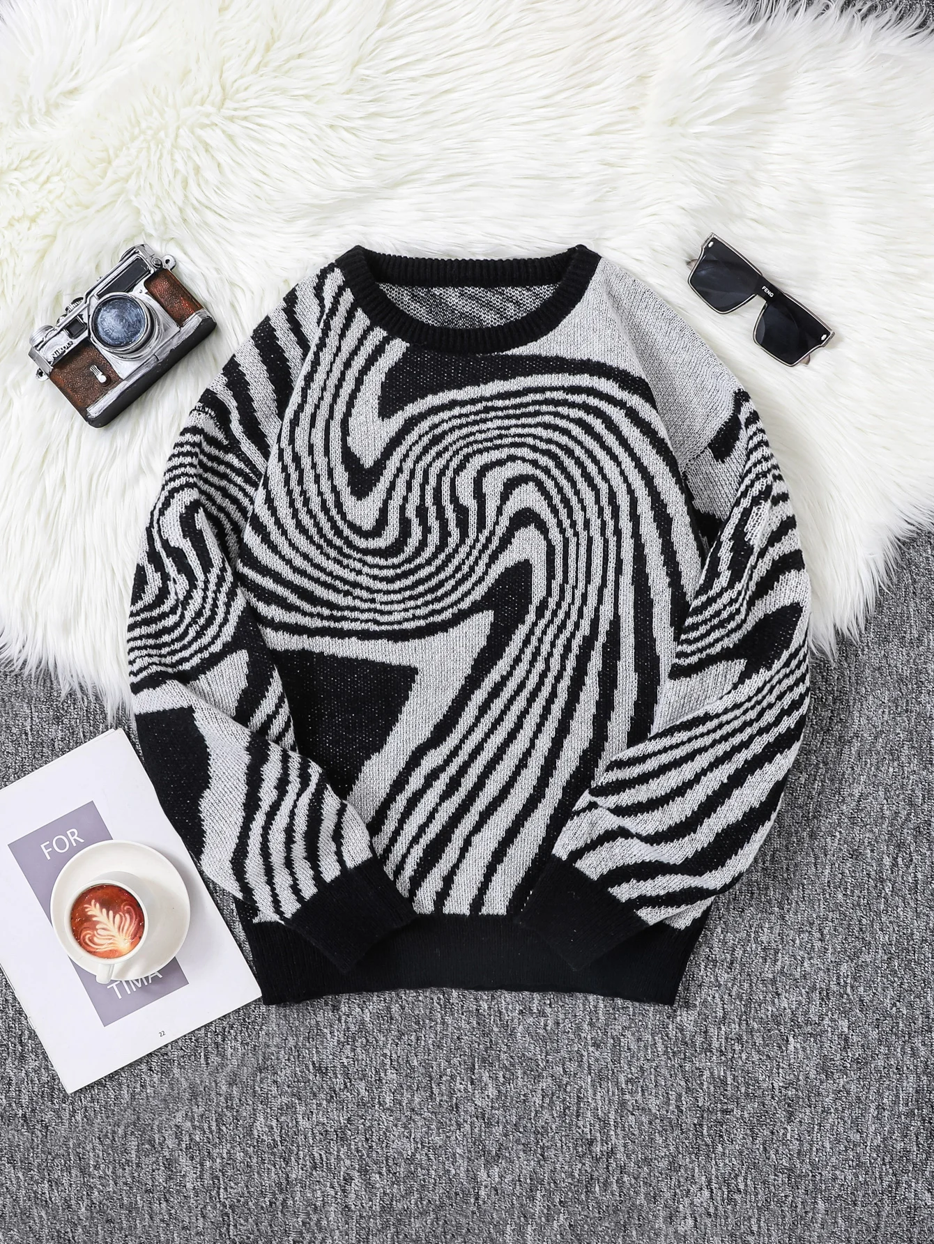 New Popular Autumn and Winter Maze Jacquard Pattern Pullover Sweater