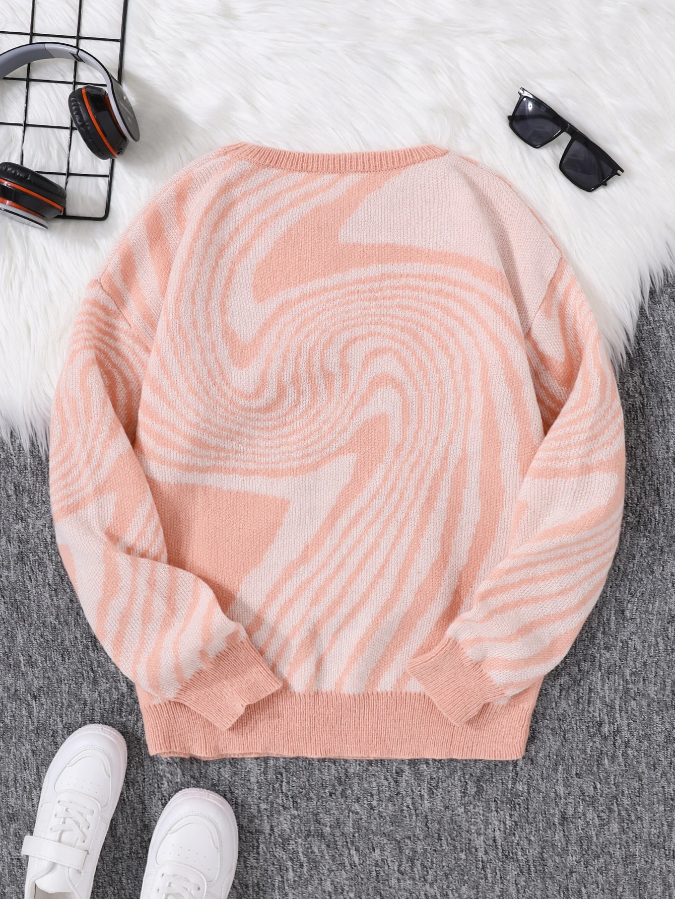 New Popular Autumn and Winter Maze Jacquard Pattern Pullover Sweater