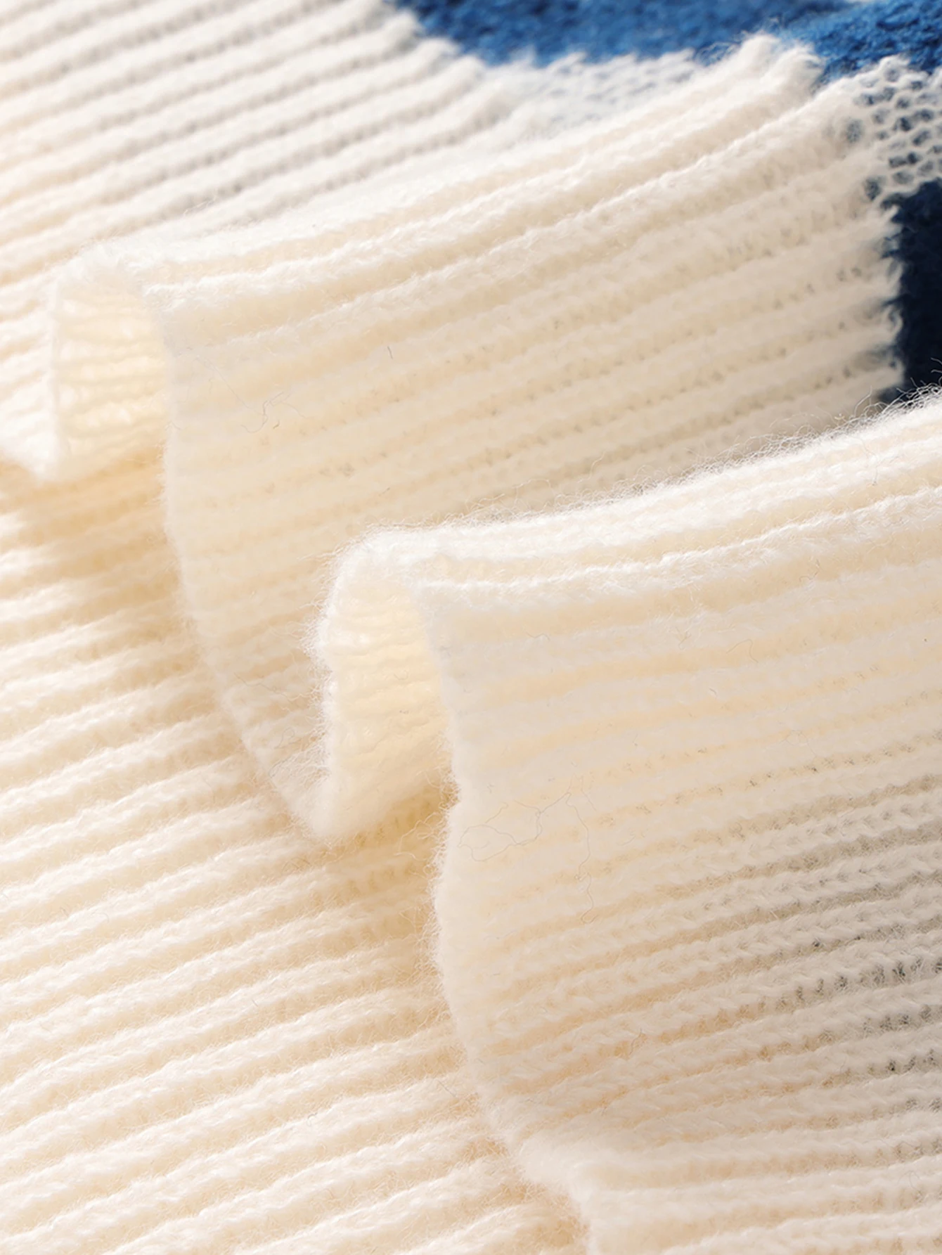 New Popular Autumn and Winter Maze Jacquard Pattern Pullover Sweater