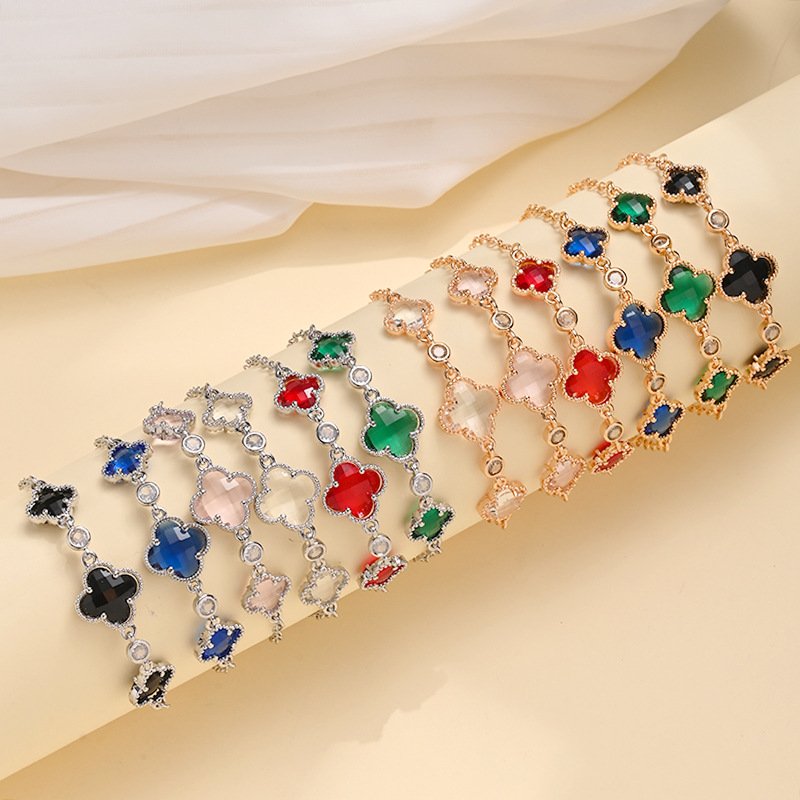 Manufacturer Wholesale Double-Sided Four-Leaf Clover Bracelet for Women, Copper Gold-Plated Zircon Flower Light Luxury Design Trendy Popular Bracelet