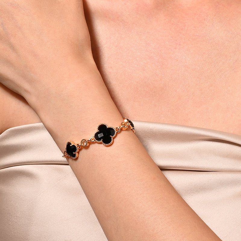 Manufacturer Wholesale Double-Sided Four-Leaf Clover Bracelet for Women, Copper Gold-Plated Zircon Flower Light Luxury Design Trendy Popular Bracelet