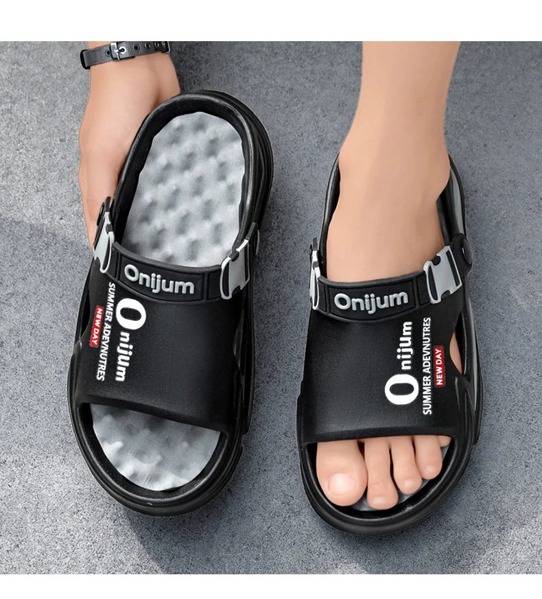 Summer Men's Massage Slippers Outdoor Sandals Beach Comfortable Indoor Slides Water Clogs Casual Shoes Men Women Home Slippers