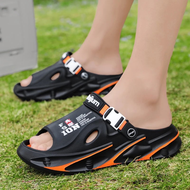 Summer Men's Outdoor Sandals Beach Slippers Comfortable Soft Clogs Men Casual Shoes Women Garden Water Shoes Men Beach Sandals
