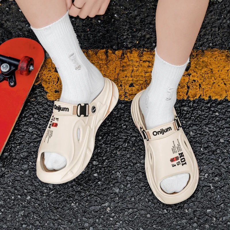 Summer Men's Outdoor Sandals Beach Slippers Comfortable Soft Clogs Men Casual Shoes Women Garden Water Shoes Men Beach Sandals