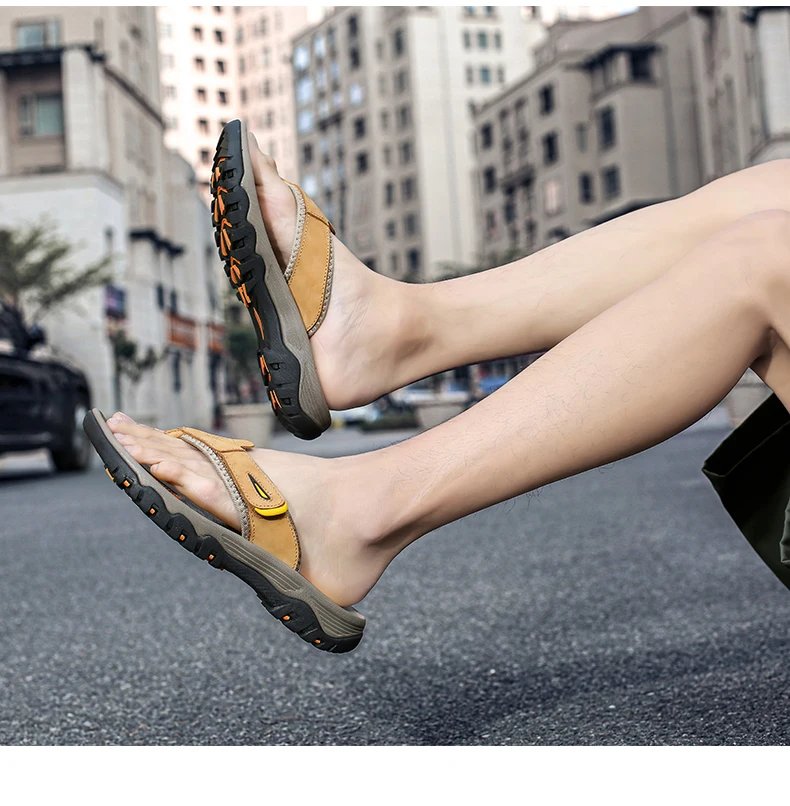 New Summer Men's Slippers Breathable Luxury Men Sandals  Beach Classics Genuine Leather  Mens Slippers Outdoor Men's Flip Flops