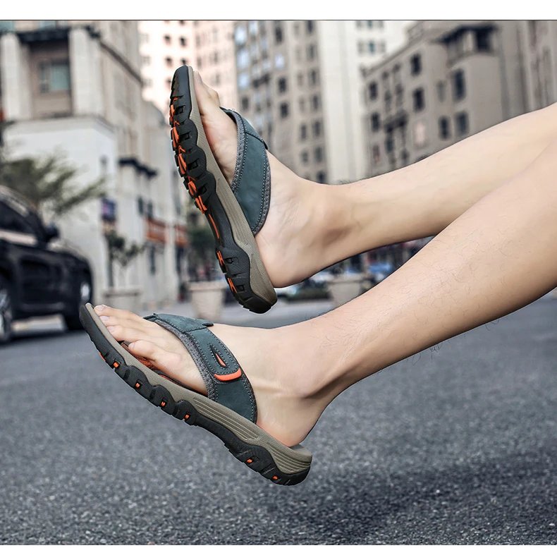 New Summer Men's Slippers Breathable Luxury Men Sandals  Beach Classics Genuine Leather  Mens Slippers Outdoor Men's Flip Flops