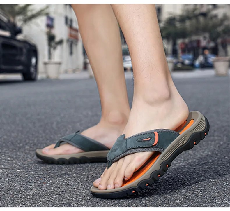 New Summer Men's Slippers Breathable Luxury Men Sandals  Beach Classics Genuine Leather  Mens Slippers Outdoor Men's Flip Flops
