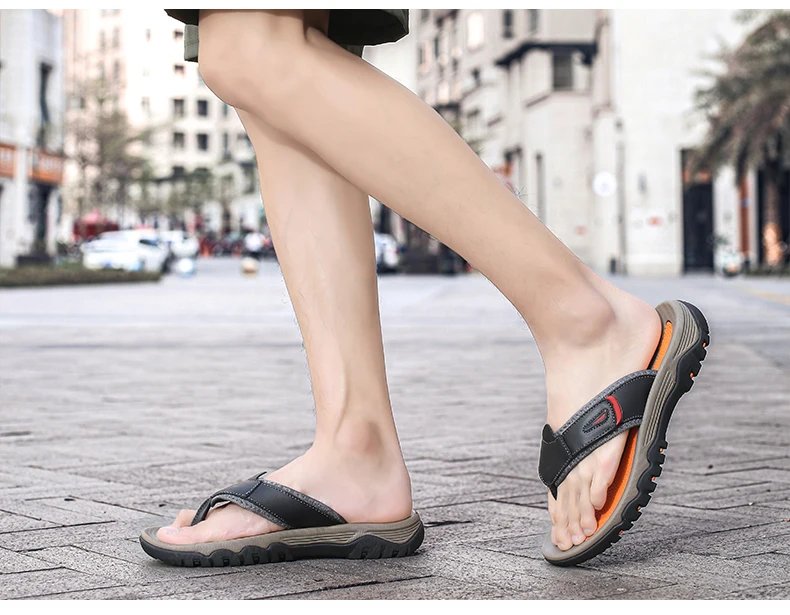 New Summer Men's Slippers Breathable Luxury Men Sandals  Beach Classics Genuine Leather  Mens Slippers Outdoor Men's Flip Flops