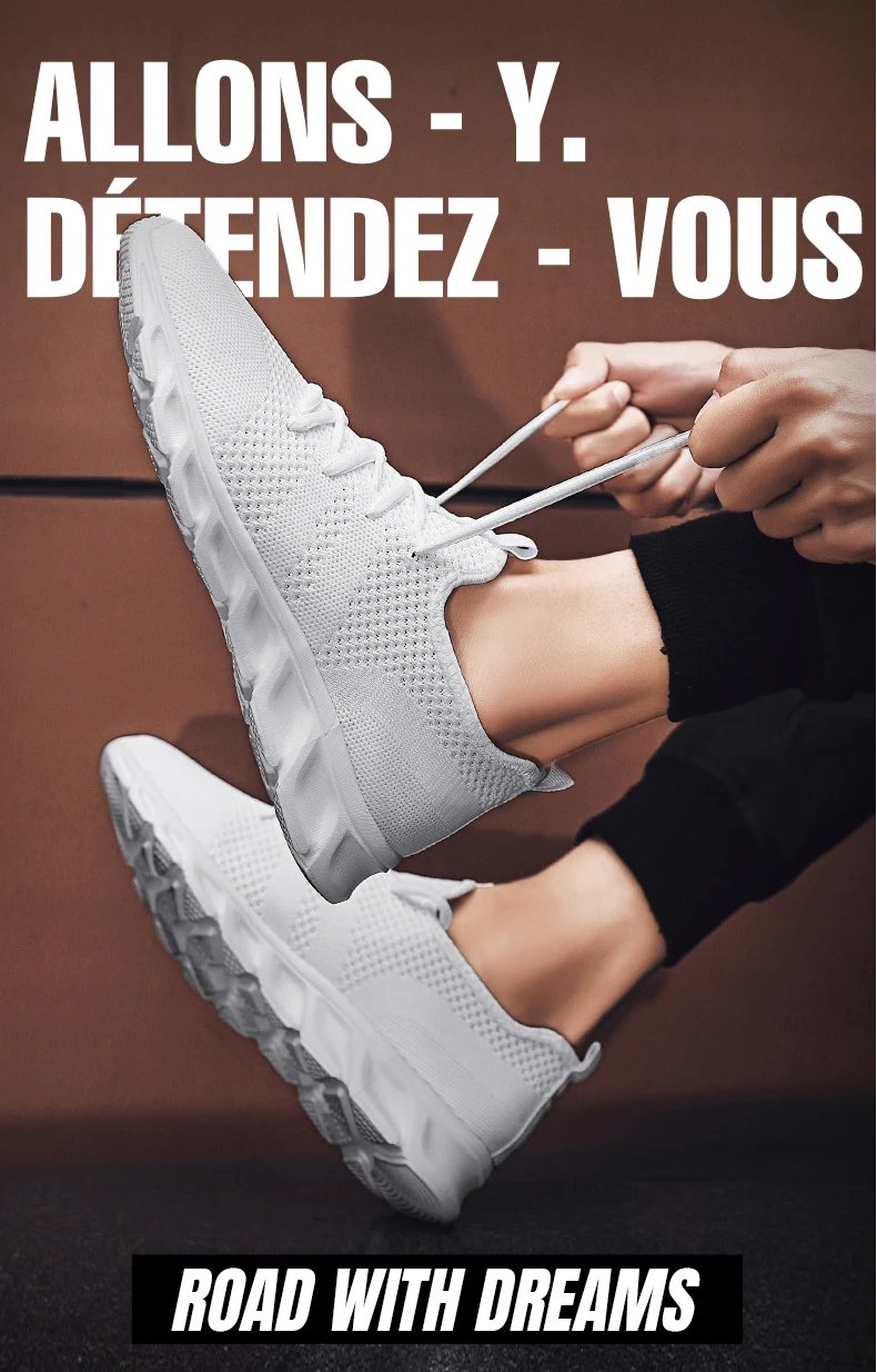 Men's casual sports shoes breathable summer light Soft sole comfort outdoor running shoes fashion student mesh plus size sneaker