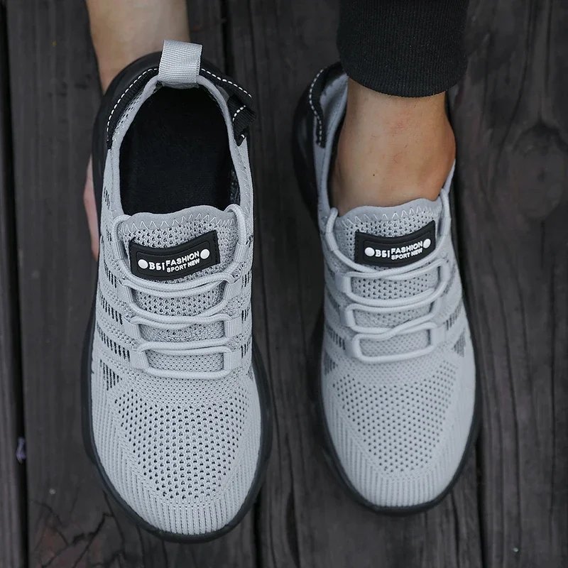 Men's Thick Soled Sports Shoes for Spring and Summer Women's Breathable and Shock-absorbing Fashionable Running Shoes Bare Foot