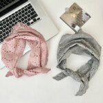 Retro Lace Scarf Sweet Flower Triangle Hair Scarf for Women Hair Bands Girl Fashion Sweet Kerchief Artistic Style Travel Photo