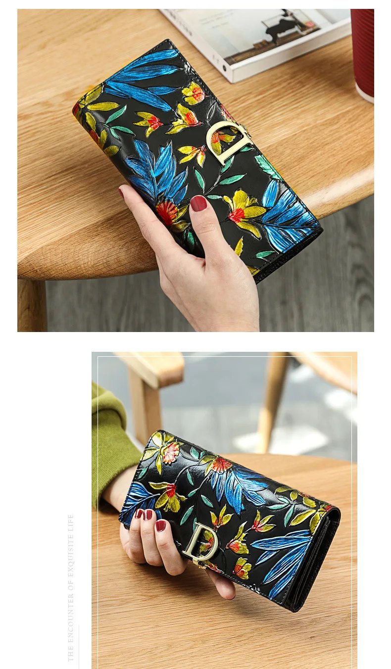 2025 New Genuine Leather Purse Wallet Female 3D Embossing Ladies Personality Retro Long Clutch Wallet Women Purse Coin Holders